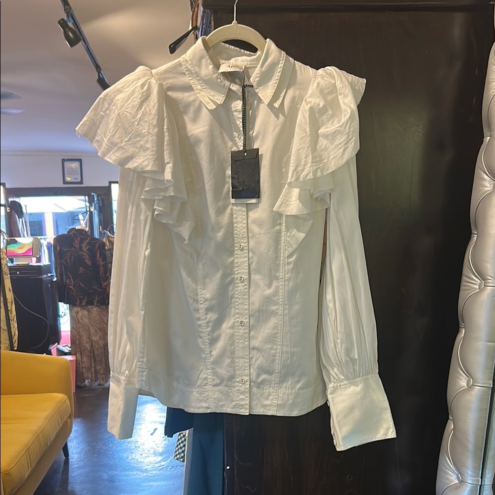 Elegant White Ruffled Women's Top